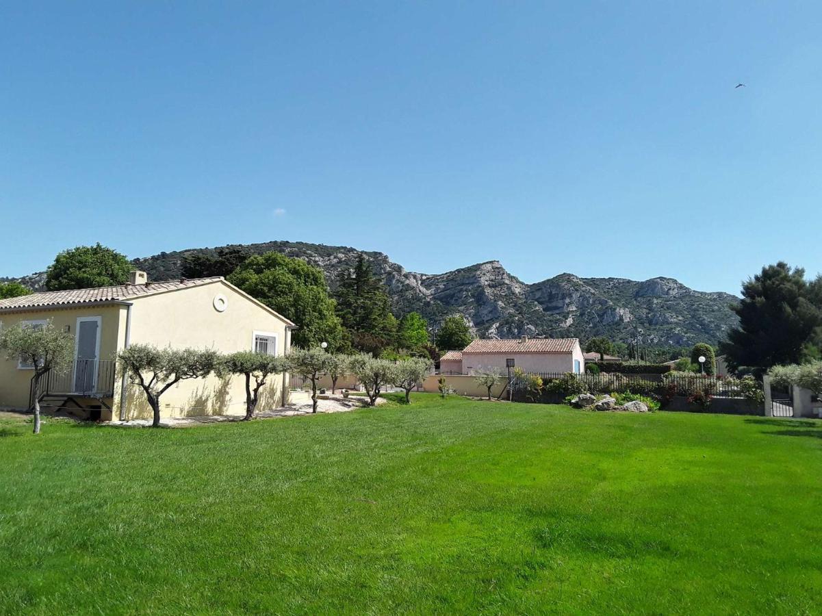 Vila Le Jardin Des Tourterelles Robion en Luberon Exteriér fotografie