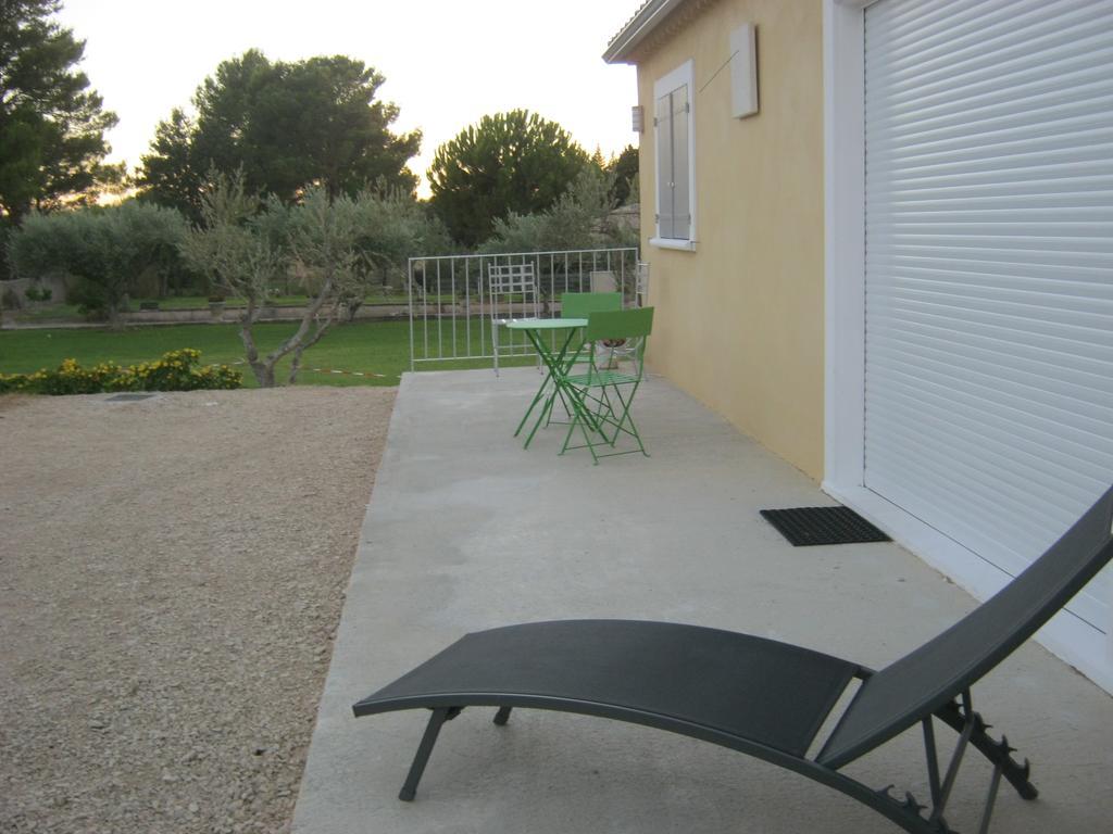 Vila Le Jardin Des Tourterelles Robion en Luberon Exteriér fotografie